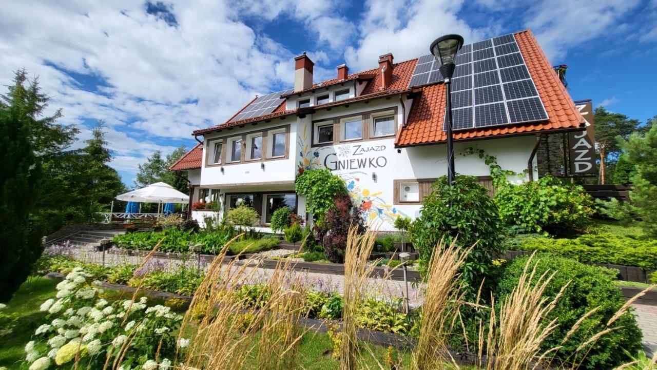 Zajazd Gniewko Mala Karczma Exterior photo
